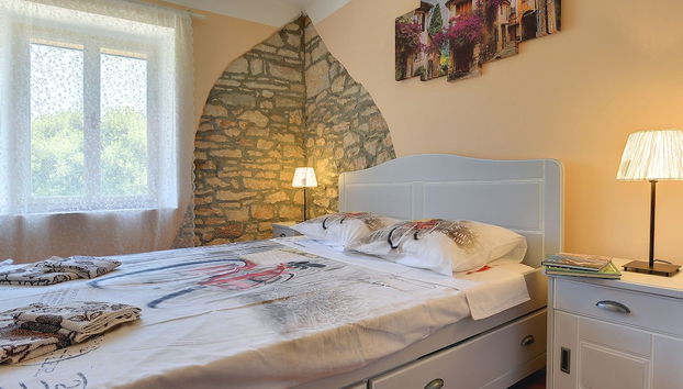 Spacious Holiday Home in Rakalj With Pool - Foto 3, Habitación