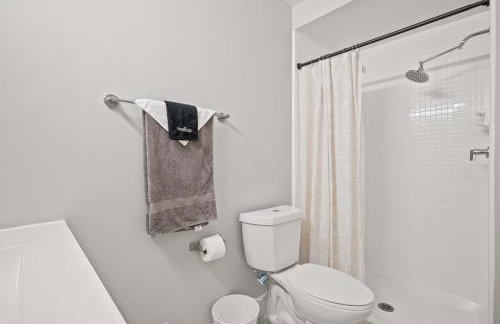 Bright & Airy Urban Unit Walk to Everything - Foto 12