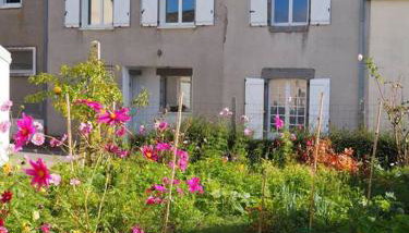 Gîte Locations des 4 saisons - Foto 4