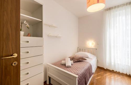 Three Lions Apartment - Photo 13