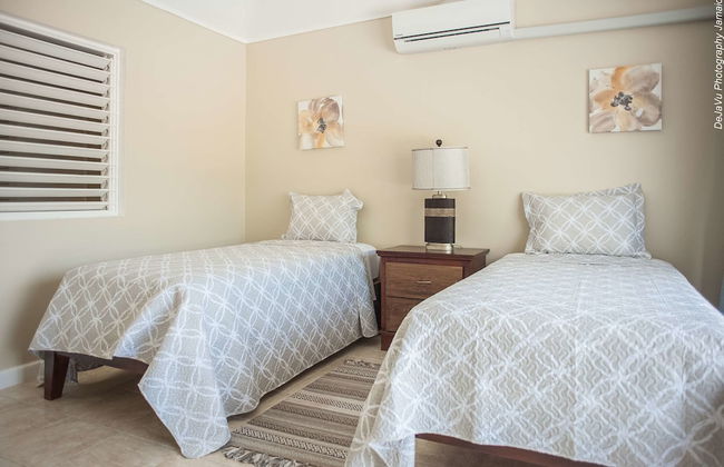 Breezy Shores at Cardiff Hall - Photo 13