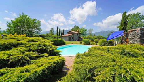 Villa Le Due Lune 6 Pax by VILLASRETREATS - Foto 2, Garden, sunbed, Garden view