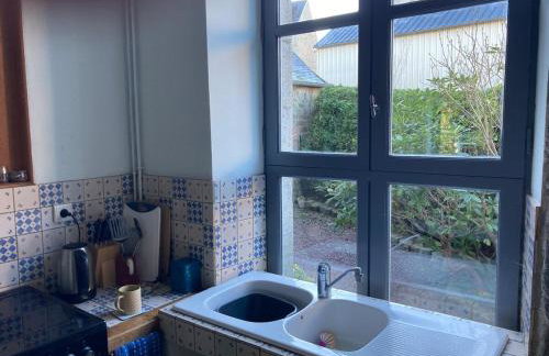 Beautiful village home close to all attractions - Foto 27