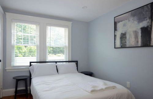 Enchanting Hidden Door Escape - Foto 21