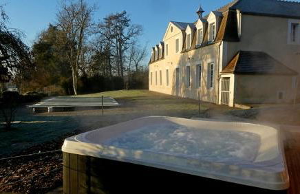 Gîte Château de Montboulon 4* Spa+piscine 14pers. - Foto 2