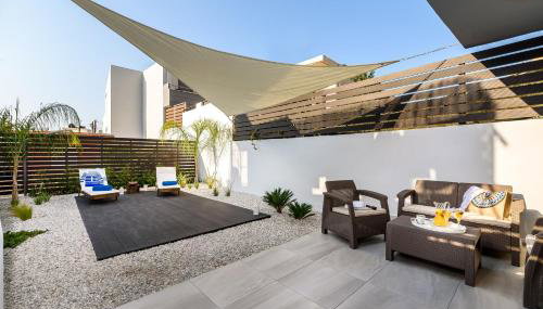 Solar Apartments by Amara Living - Foto 3, Garden, sunbed