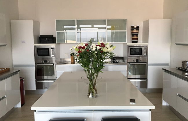 PENTHOUSE 230m2 ON THE SEA - Photo 16