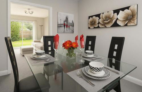 Stunning Holiday Home. Free Parking. - Foto 3