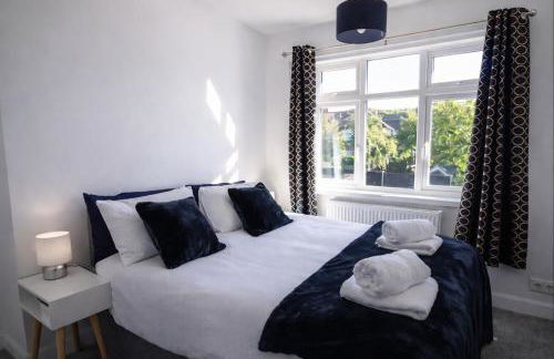 3BR Grantham Retreat, Perfect for Work Stays & Parking - Foto 1