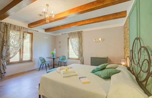 Relaxing Margherita Home Private Garden - Photo 4