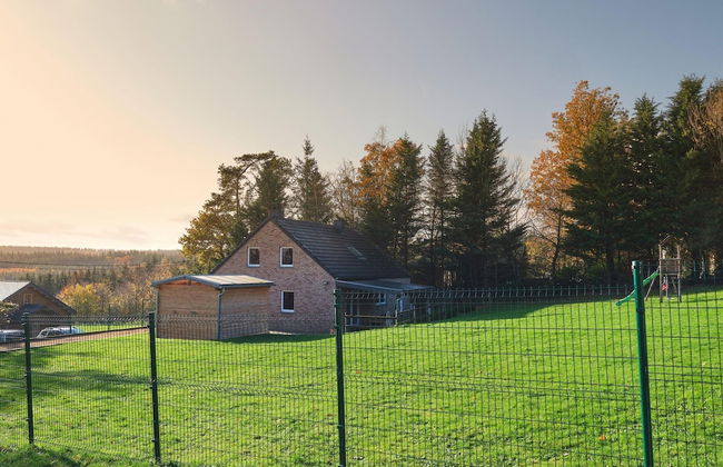 Quiet Villa with Hot Tub & Sauna - Foto 1