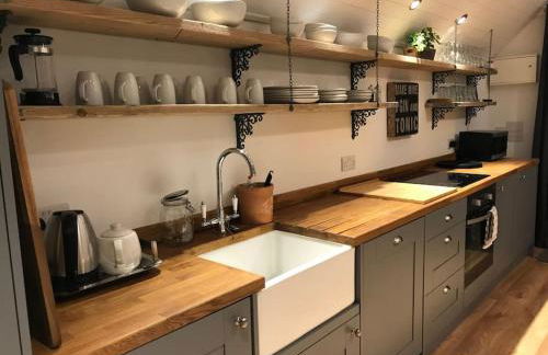 The Coach House - Photo 61