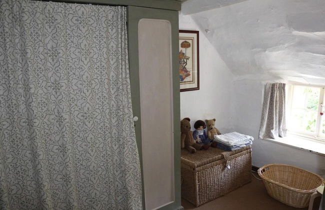 15th Century 3 Bedroom Cottage & Delightful Garden - Photo 15