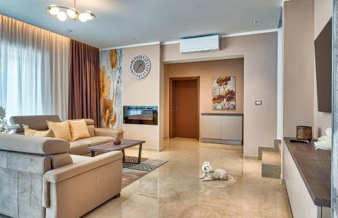 Amazing Home In Trget With Kitchen - Foto 16