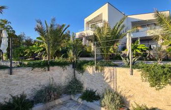 Luxury White Sails Villas with a Multi Sport Court and Sea View - Photo 19