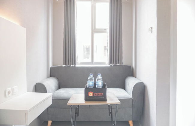 Comfortable Design Studio Room At Transpark Juanda Bekasi Timur Apartment - Foto 2
