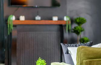 Jungle House Luxury Homes - Columbus Downtown Short North - Steps to Convention Center & Nationwide Arena - Sleeps up to 8 - Free Parking - Over 5,800 Five Stars - Foto 21