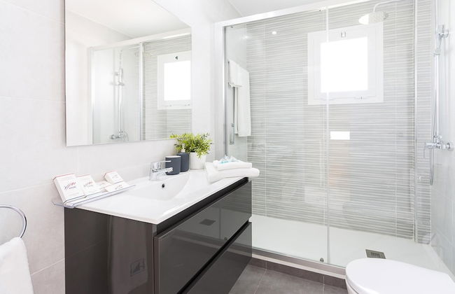 Marbella Resort 2 Pool Whirlpool Sauna - Photo 16