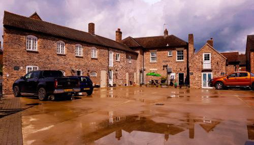 The Alder Studio @ The Pheasant - Foto 2