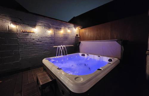 Derby City Centre Apartment With Roof Top Hot Tub - Foto 54
