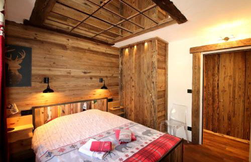 Chalet le Chantelevent for 24 Guests - Slope Views, Pool & Jacuzzi - Foto 42