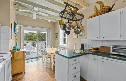 Scuttlebutt Nautical Cottage - Foto 16