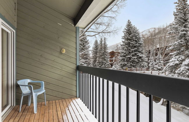 Riverside Condos A102 by Avantstay Condo Close To Downtown, Town Park & Ski Lift #8 - Foto 21