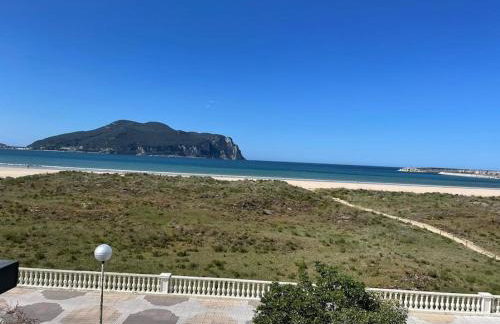Lujosa casa en primera línea playa increibles vistas mar - Photo 27