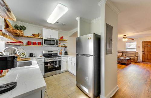 5 Mi to Univ of Arkansas Cozy Townhome with Deck - Foto 7