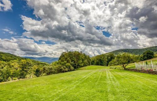 Berkshire Vacation Rentals: The Brookman: Renovated 6000 SF Estate On 40 Acres - Foto 39