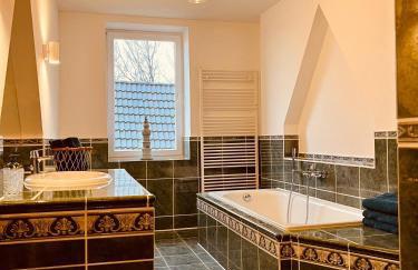 b e d & a g e d e s i g n -extra large- wunderschöne gesamte Wohnung mit viel Platz & 4 Schlafzimmern - Rechnungserstellung für Geschäftsreisende & Firmen - Foto 4