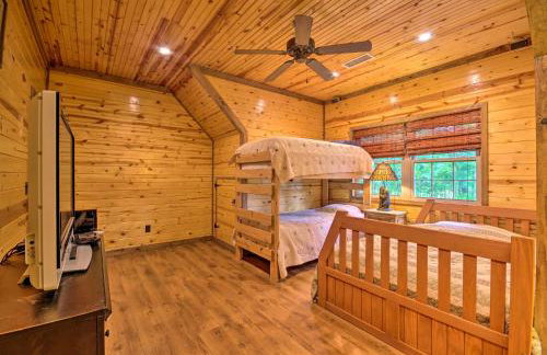 Spacious Family Home with Fire Pit by Norfork Lake! - Foto 13