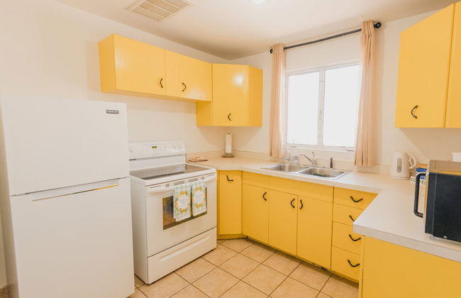 1 or 3 Bedroom Apartment with Full Kitchen - Foto 17