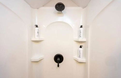 Family Beach Retreat w/Fun Loft Space, Firepit - Foto 5