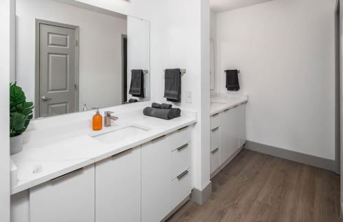 Urban Retreat - Free Parking, WiFi, Walk to Stadium - Foto 20