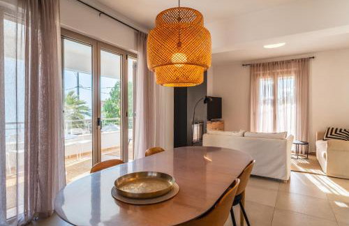 Villa Gagra - Villa by the Sea with a Private Pool - Foto 12