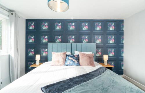 Stylish 4 bed - Contractor Stays, Wi-fi, Plenty of Parking - Foto 33