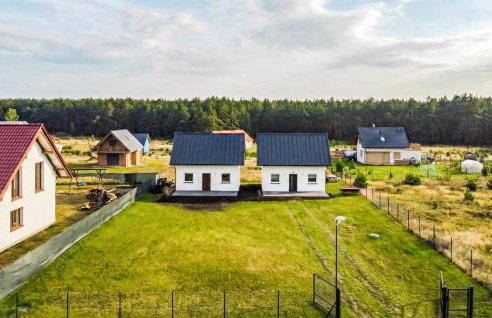 2 Bedroom Gorgeous Home In Zuromino - Foto 1