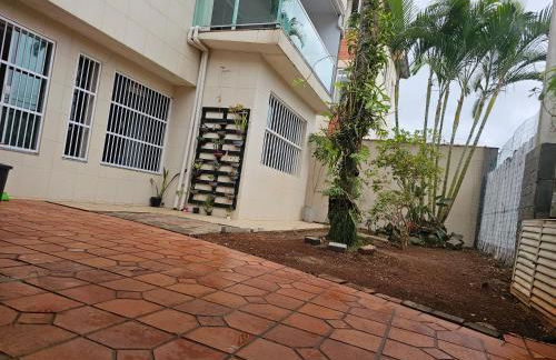 Belíssima Casa a Beira Mar com Piscina Aquecida Cobrado a Parte, 5 Quartos com Ar Condicionado, Amplo Salão de Jogos com Mesas de Bilhar e Pebolim, Amplo Espaço Externo com Churrasqueira em Deck Gourmet Coberto frente a Piscina,Tudo isso á Beira Mar - Photo 57