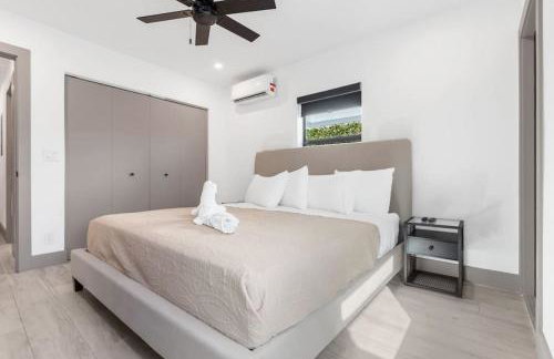 Lauderdale Modern 1 Bedroom 1 Bathroom with Private Backyard - Foto 95