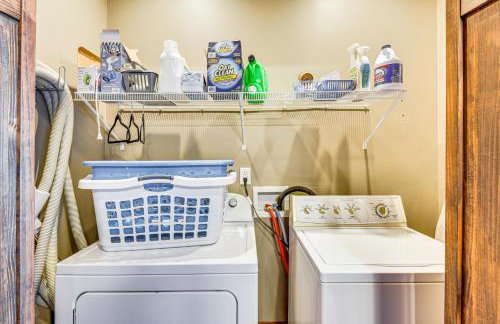 Historic Farmhouse with Modern Amenities and Hot Tub - Foto 31