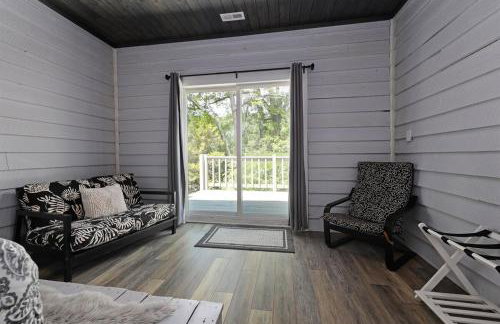 Dog Friendly Lakeside Escape with Hammock and Fire Pit - Foto 56