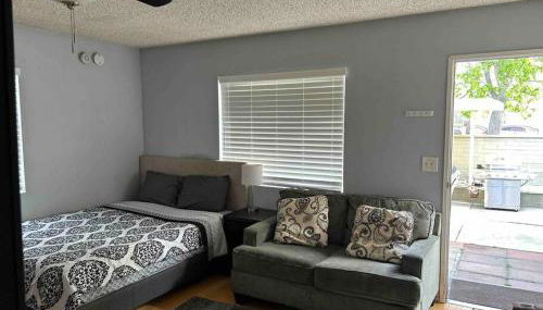 Private Studio GuestHouse With Everything! - Foto 5