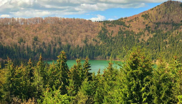 L'unico lago vulcanico dell'Europa dell'est