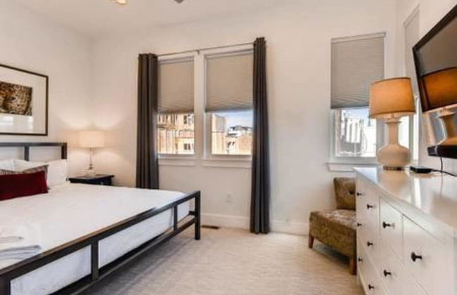 The Highland Square Experience Lohi Townhome With Hot Tub - Foto 3