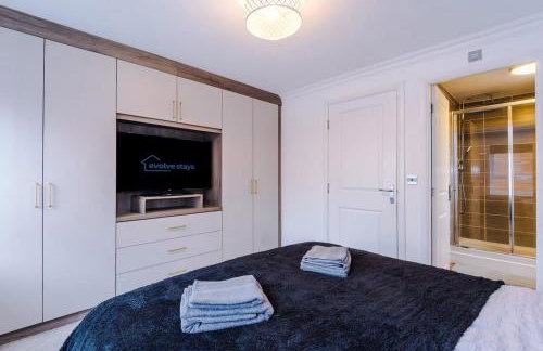 Spacious 3 bedroom home with garden - Foto 11