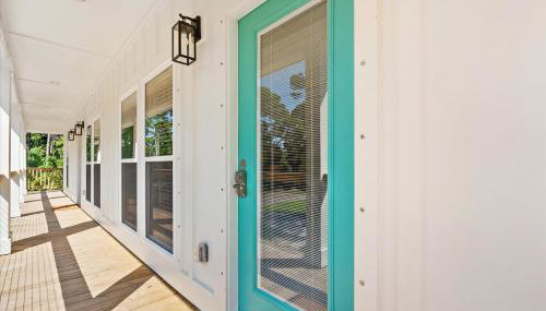 Brand New Luxury Rental on Oleander Unit F - Foto 2