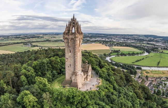 1 Bed House - Central, Free Parking, Wifi - Foto 16