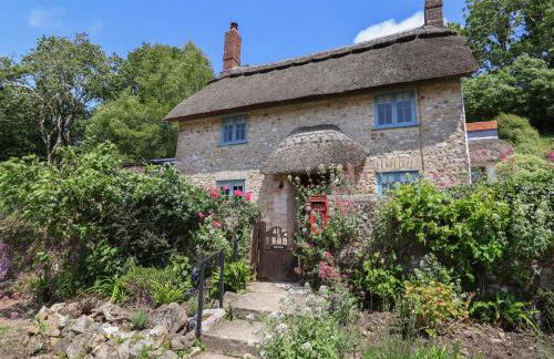 Upper Cottage - Photo 1