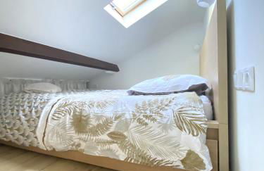 The Little Oak - tiny house with bed on mezzanine & terrace - from 1 to 4 p Disney, Paris & CDG - Foto 29